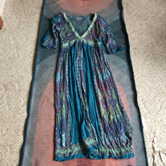 Earthbound Boho Geometric Maxi Dress - Picture 10 of 13